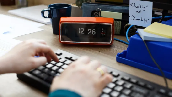 A single payroll powered with time tracking