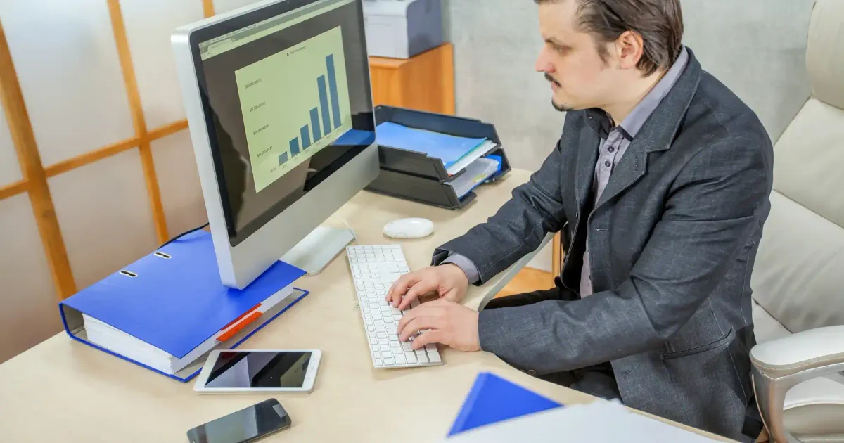 Discover How Employee Self-Service Software Reshapes the Workplace